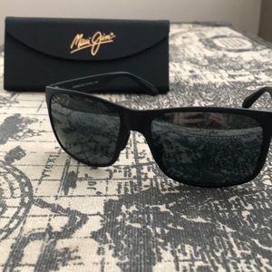 BRAND NEW Maui Jim Red Sands- Polarized.